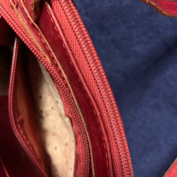 Ropin West Red Hand-Tooled Leather Crossbody Bag - Picture 4 of 11